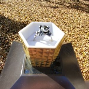 silver frog ring